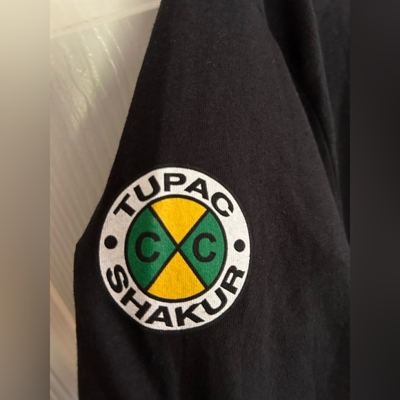 Cross Colours | Tupac Poet Vintage T-Shirt | Black - Picture 6 of 8